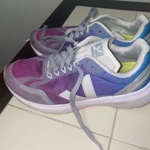 VEJA SNEAKERS GOOD CONDITION 👟